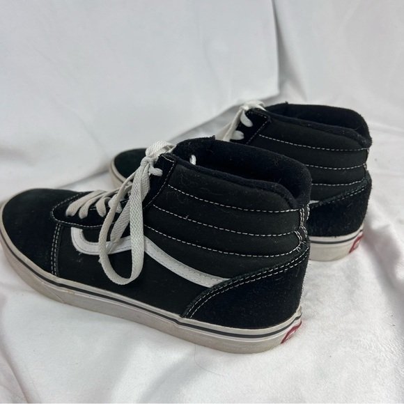 VANS Sk8-Hi Black Suede Youth Shoe - Picture 5 of 7